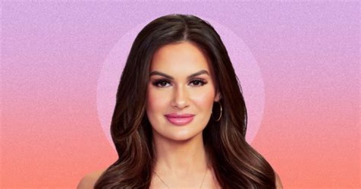 Jessica Tarlovalary: Unveiling the Rising Star in the Entertainment World