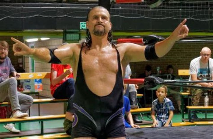 Unveiling the Legend: Joe E. Legend's Impact on Music and Pop Culture