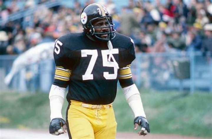 Joe Greene: The Legendary Hall of Famer Who Revolutionized Football
