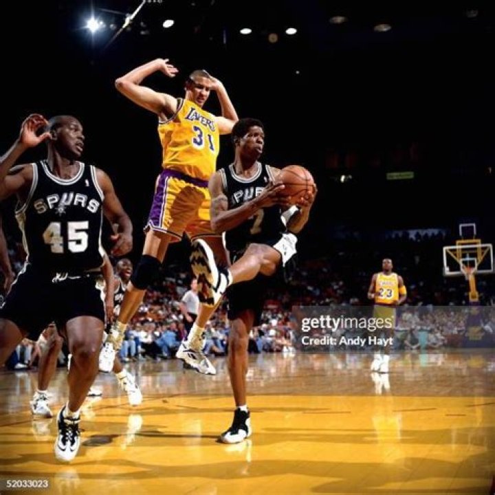 Exploring JR Reid: A Comprehensive Guide to His Life, Career, and Achievements