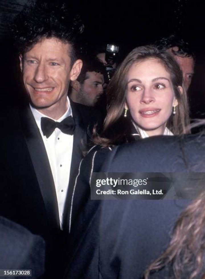 Julia Roberts and Lyle Lovett Daughter: A Closer Look at Their Life and Journey