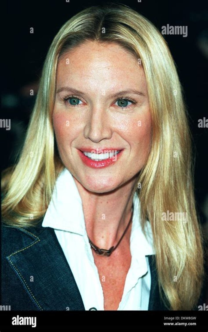 Kelly Lynch: A Talented Actress with a Memorable Career