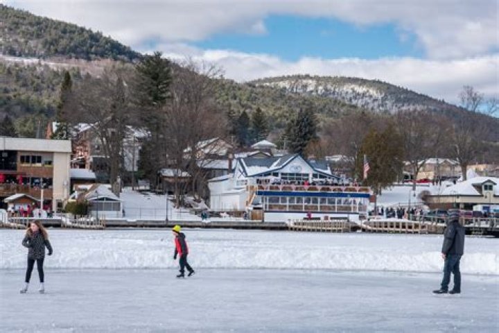 Lake George in December: A Winter Wonderland Awaits You