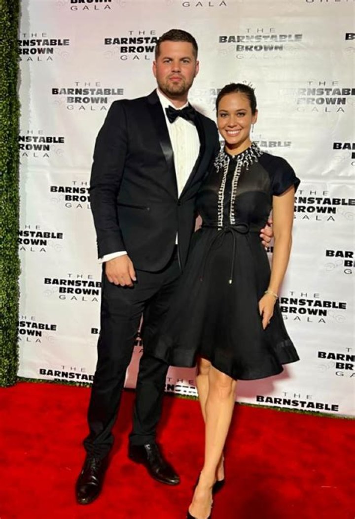 Lauren Compton Boyfriend Now: A Comprehensive Guide to Her Love Life