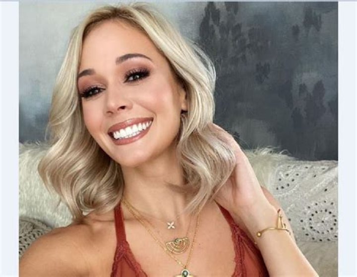 Lauren Compton Leaked: Unveiling the Truth Behind the Controversy