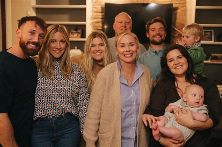 Leanne Morgan Husband Clayton Homes: The Inspiring Story Behind the Comedian's Life