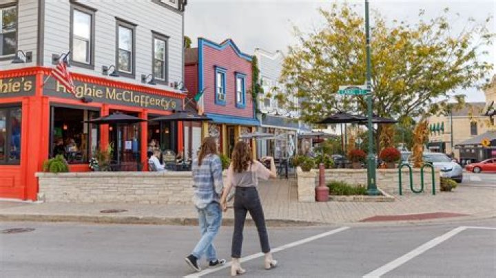 Lemont Bently: The Rising Star in the Entertainment Industry