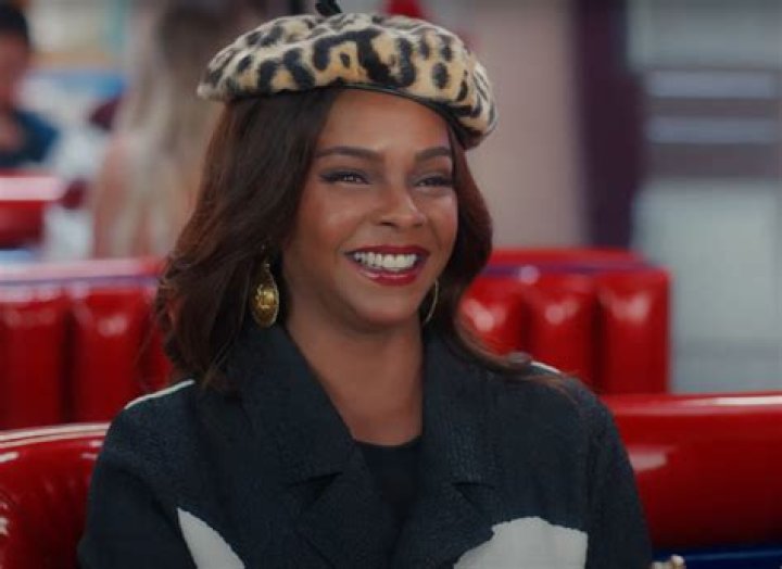 Lisa Turtle On Saved by the Bell: A Comprehensive Look into Her Life and Legacy