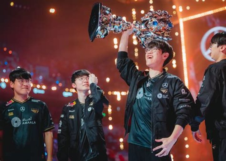Lolworlds: The Ultimate Guide to Understanding and Winning the Championship