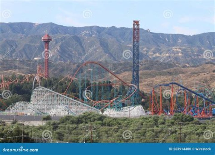Los Angeles Six Flags Magic Mountain: The Ultimate Theme Park Experience