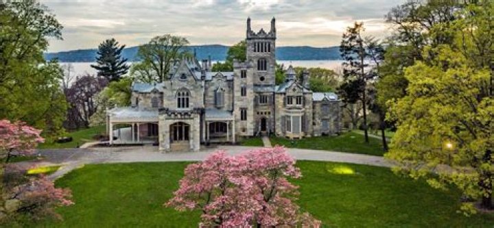 Lyndhurst Mansion Tarrytown NY: A Glimpse into History, Architecture, and Culture