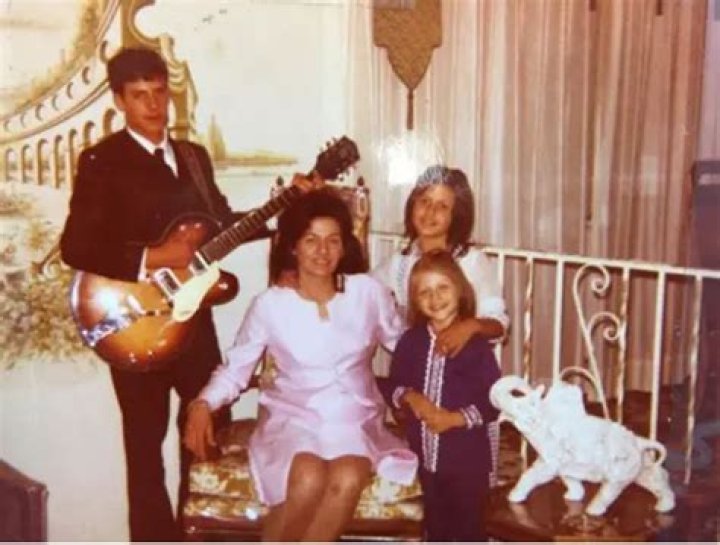 Maria Bartiromo Family: Exploring the Life and Legacy of a Renowned Broadcast Journalist