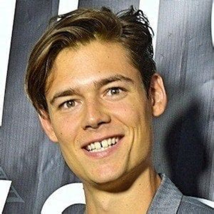 Mario Adrion Age: Exploring the Career and Journey of a Renowned Music Producer