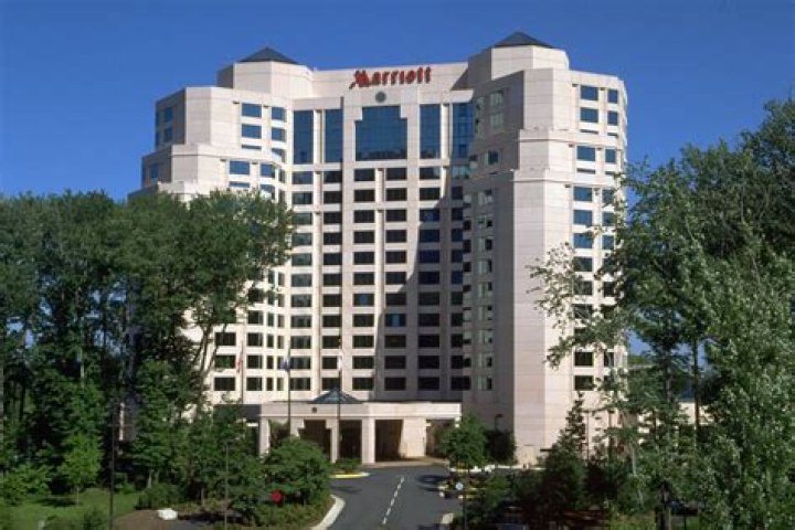 Marriott Hotel Falls Church: Your Ultimate Guide to Luxury and Comfort