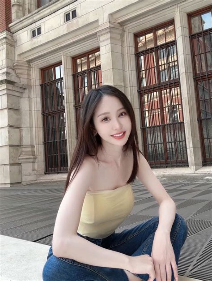 Nana Taipei: A Rising Star in the Entertainment Industry