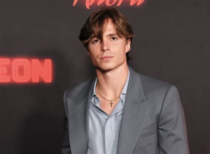 Nicholas Chavez: The Rising Star in the Entertainment Industry