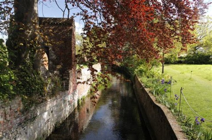 Discover Outdoor Attractions with a Hidden Gem