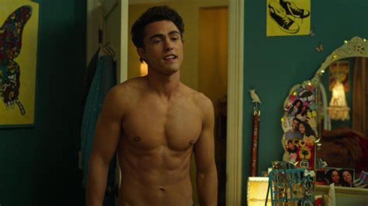 Paxton Darren Barnett: The Rising Star in the World of Entertainment