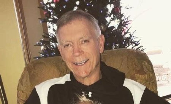 Robert Luke Yunaska: The Rising Star in the Entertainment Industry