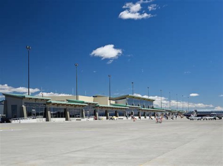 Exploring Roberts Field Redmond Airport: A Comprehensive Guide for Travelers