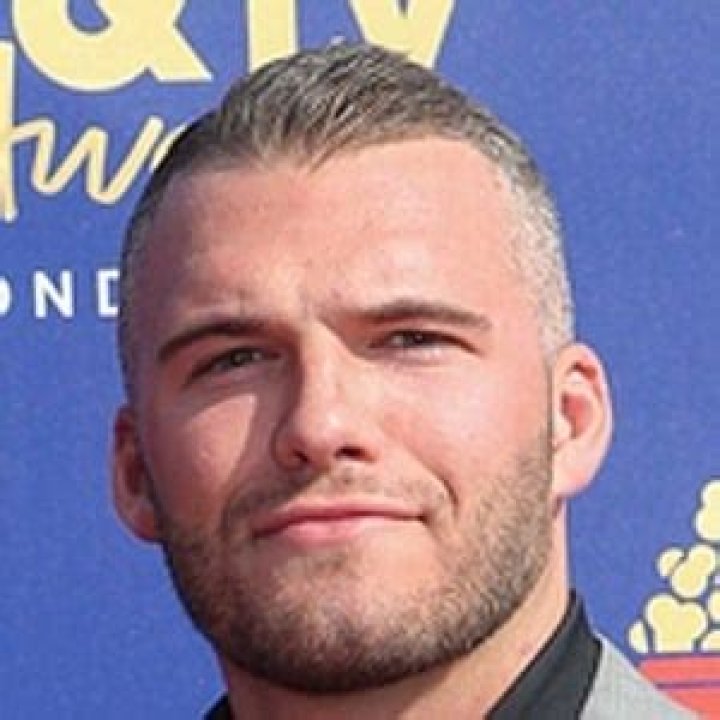 Roger Mathews Height: A Comprehensive Look into His Life, Career, and Physical Attributes