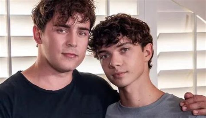 Sam Ledger Height: A Comprehensive Guide to the Rising Star