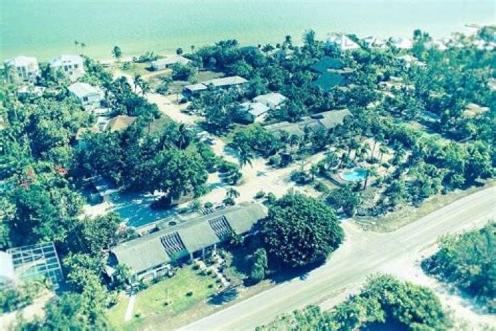 Santiko Casa Blanca: A Luxurious Escape in Bali