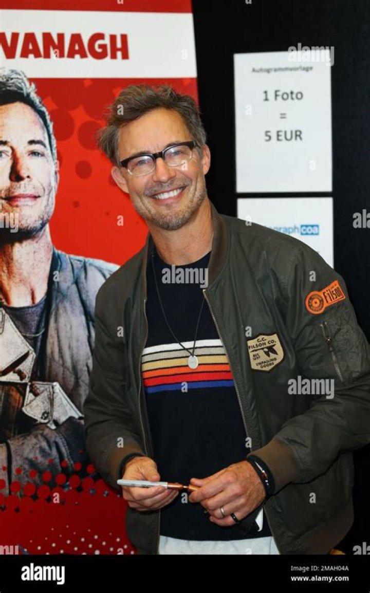 Tom Cavanagh in Scrubs: An In-Depth Look at the Iconic Character