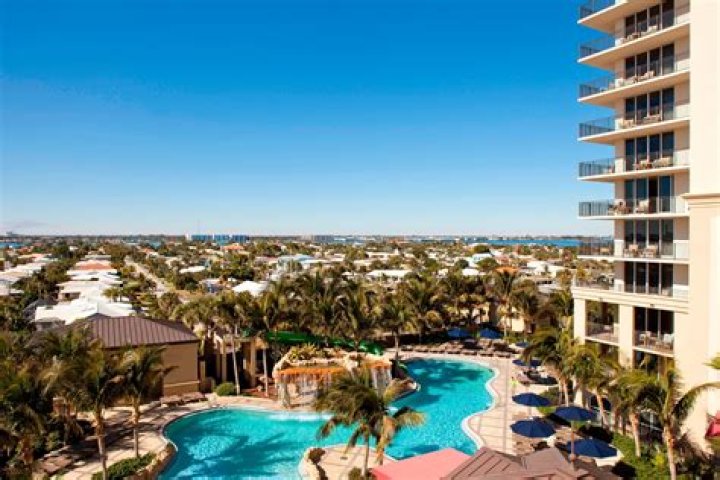 Singer Island Marriott: A Luxurious Escape with Stunning Coastal Charm