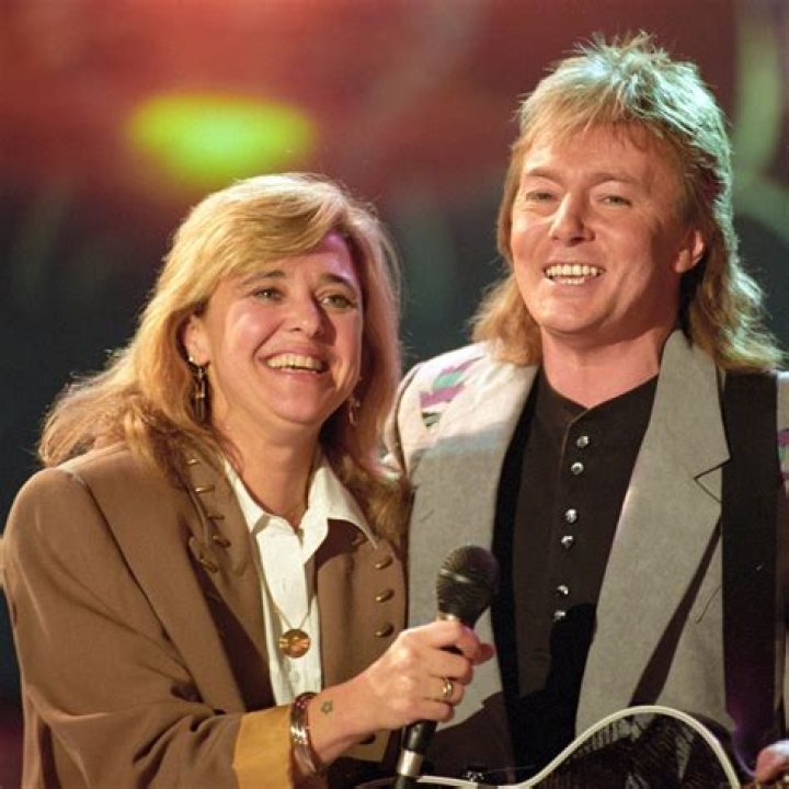Suzi Quatro and Chris Norman Relationship: A Deep Dive into Their Love Story