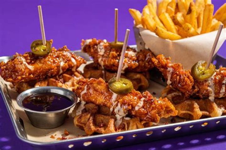 T J's Bar & Grill: A Premier Destination for Food and Drinks