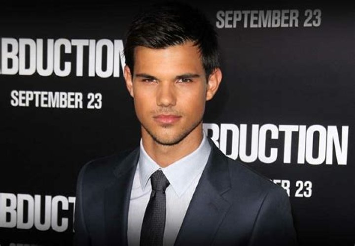 Taylor Lautner in The Bernie Mac Show: A Deep Dive Into His Role and Impact