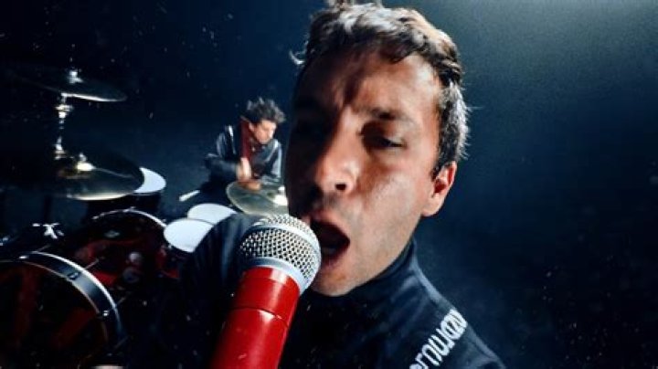 Twenty One Pilots: The Christianongs Era and Its Impact on Music