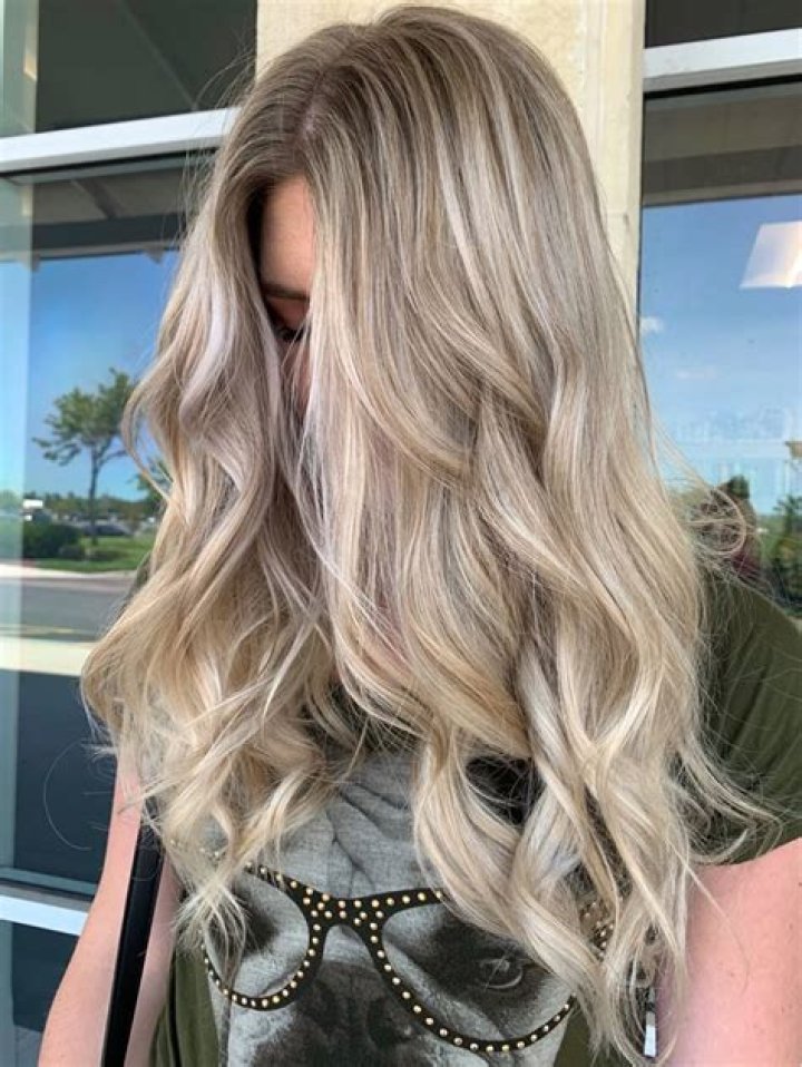 Unlock the Beauty of Heavy Highlighted Blonde Hair: Tips, Trends, and Inspiration