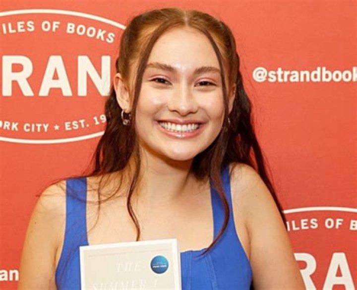 Who is Lola Tung: A Rising Star in the Entertainment Industry