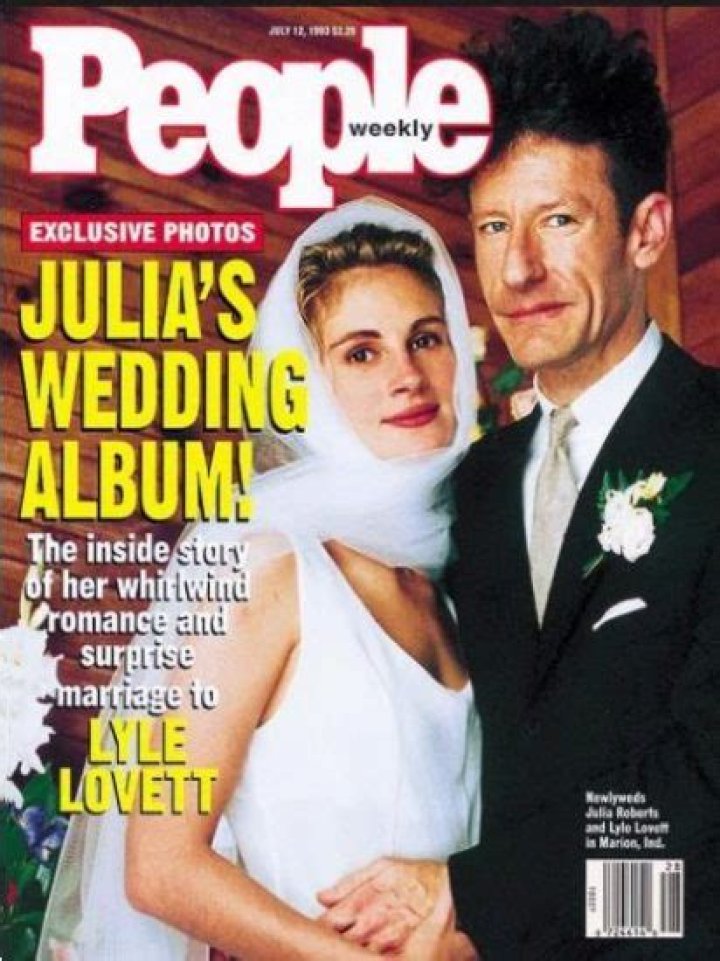 Who Was Married to Julia Roberts: A Comprehensive Look at Her Love Life and Marital Journey