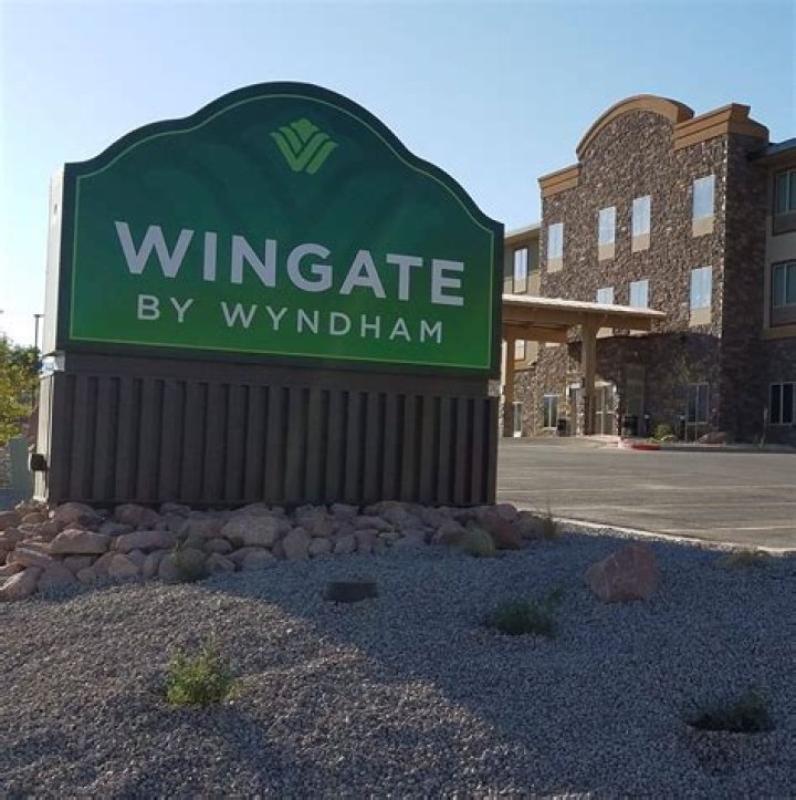 Experience the Best of Moab at Wingate Wyndham Moab