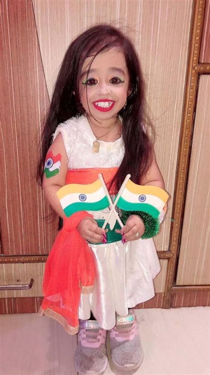 The Remarkable Story of the World's Smallest Woman