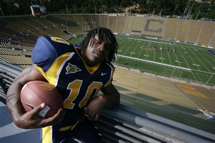 Young Marshawn Lynch: The Rising Star in the NFL