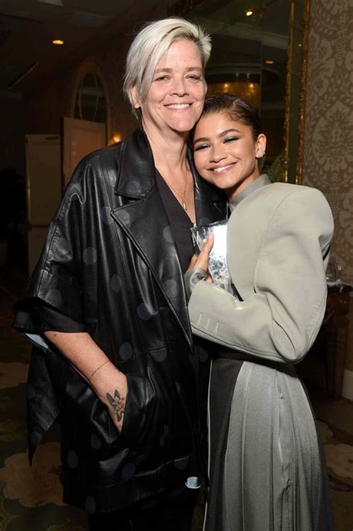 Zendaya's Mom: The Inspiring Story of a Strong and Supportive Parent