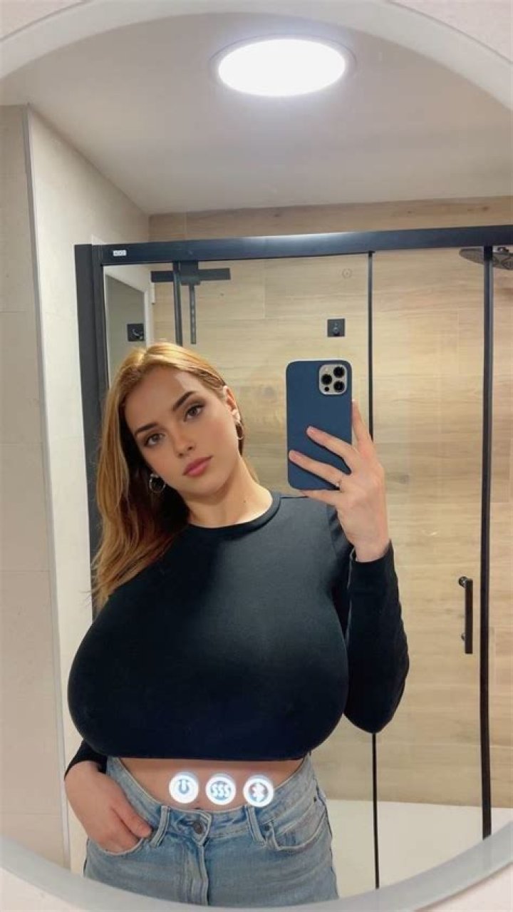 Zoeegrace OnlyFans: A Comprehensive Guide to Her Content, Career, and Success